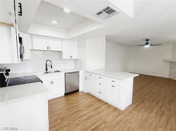 1333 Cinder Rock Dr Unit 201, Las Vegas, NV 89128