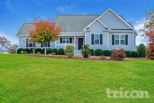 335 Oxfordshire Dr Photo 1
