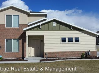 647 S Steeple Chase Rd #B, Pleasant Grove, UT 84062