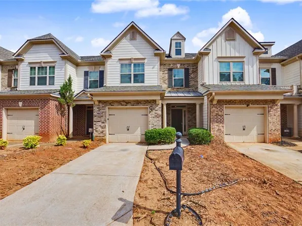 5124 Madeline Pl, Stone Mountain, GA 30083