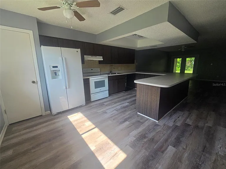 1316 Markham Ave #B — Photo 2