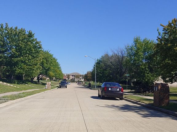 4th image of 1431 Honey Bee Ln