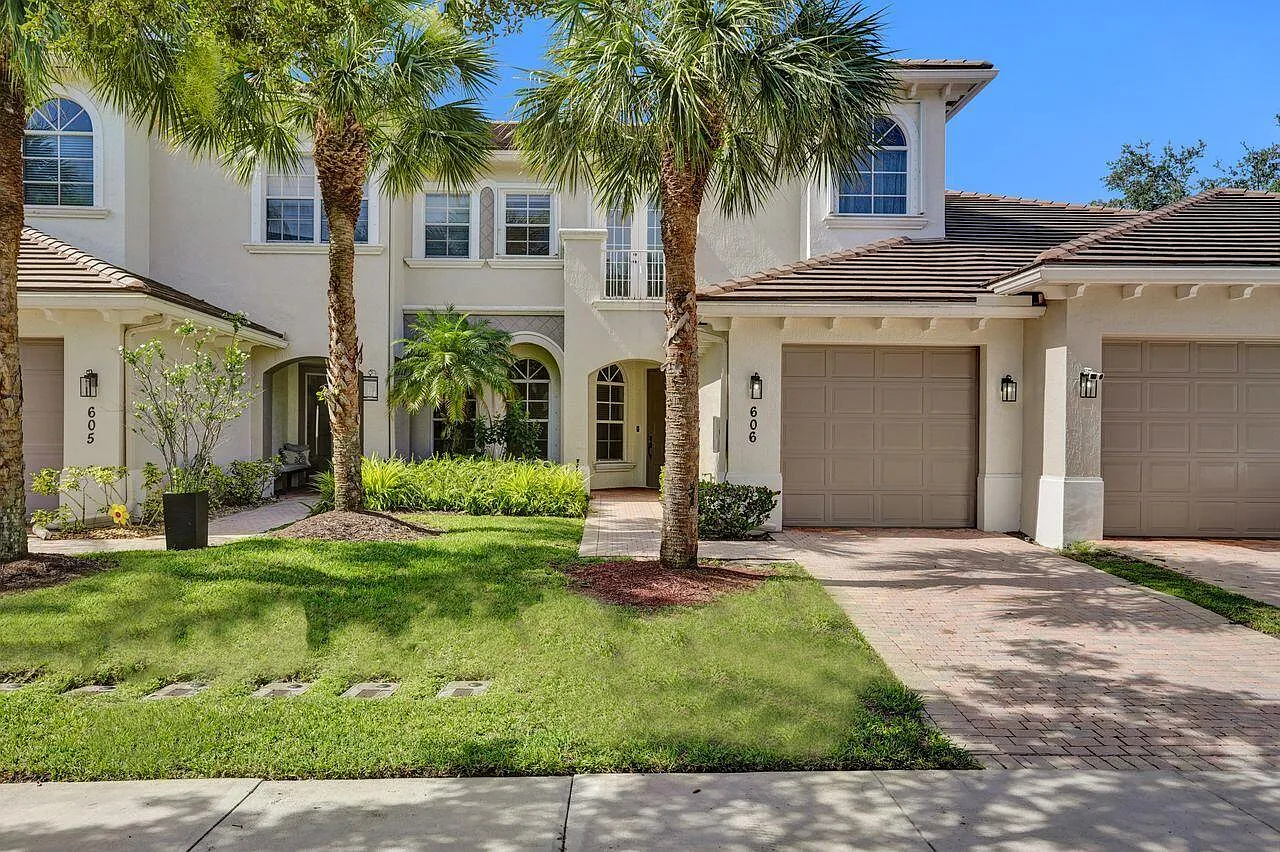3 bed, 2.5 bath, 1842 sqft, $3,100 — Photo 4