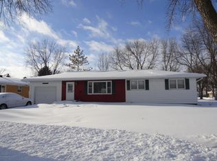 101 6th St SE, Barnesville, MN 56514