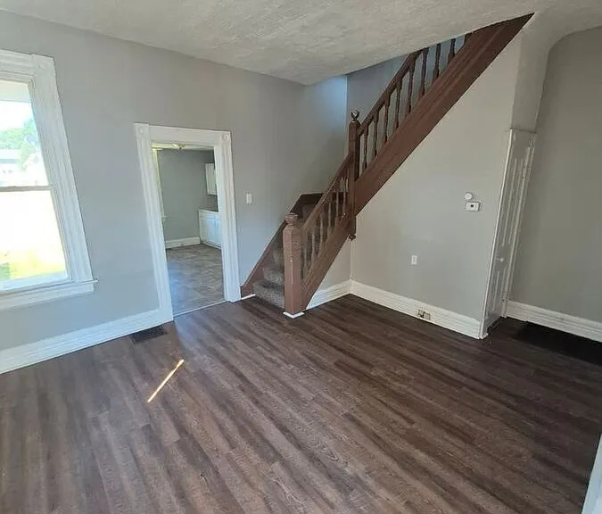 316 Lafayette Ave — Photo 2