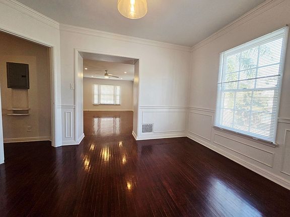 4th image of 701 S Wilton Pl #40025