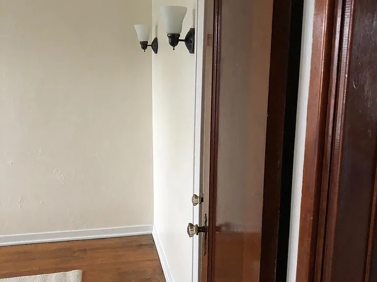 south facing bedroom