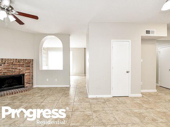 4th image of 1429 Stillmeadow Dr