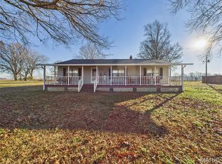 17086 N County Line Rd, Bernie, MO 63822