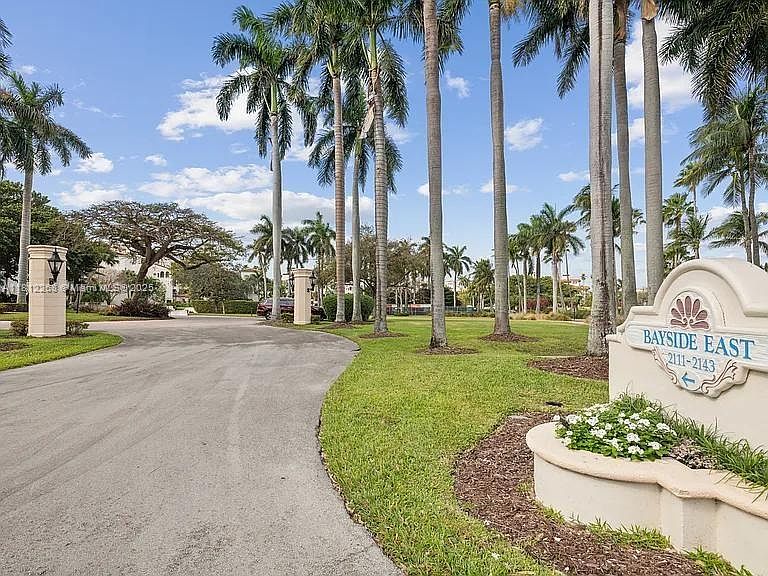 2124 Fisher Island Dr #2124