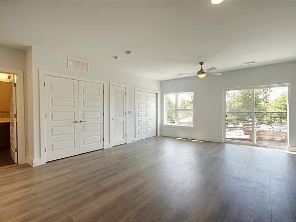 5th image of 2213 Poquito St APT 225