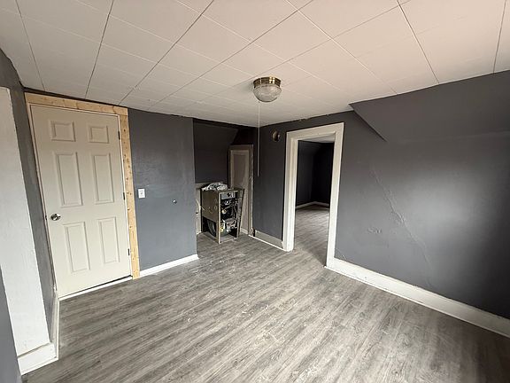 5th image of 3629 W Hampton Ave #3