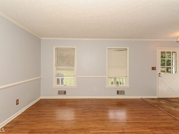 4th image of 115 Whisperwood Trl
