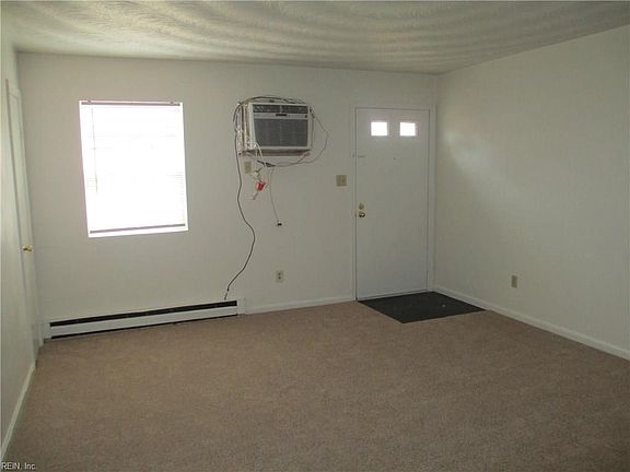 4th image of 3576 Bancroft Dr