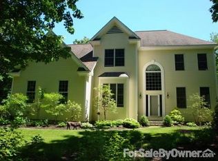 82 Brave Boat Harbor Rd, Kittery Point, ME 03905