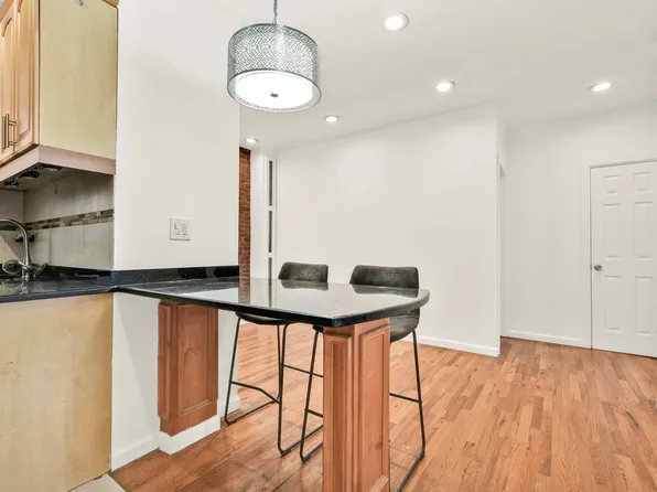 21-28 35th Street image 4 of 19