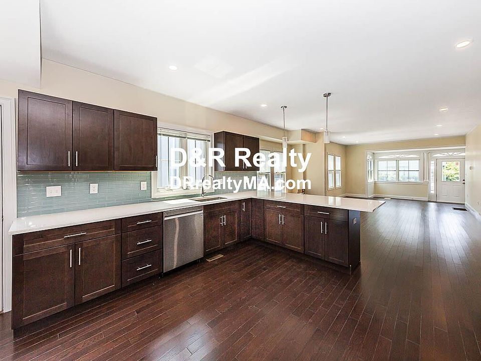 1st image of 110 Jerome St #1