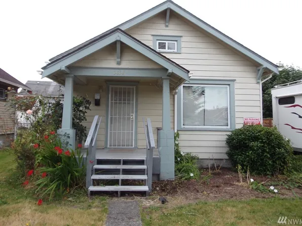 5832 S Lawrence St, Tacoma, WA 98409