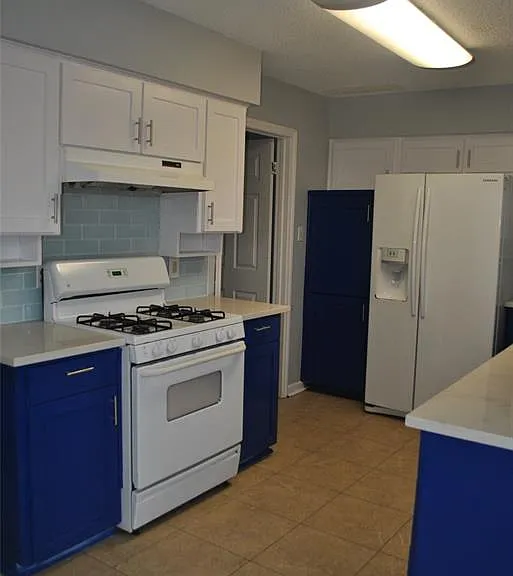 1902 Aspen Dr — Photo 9