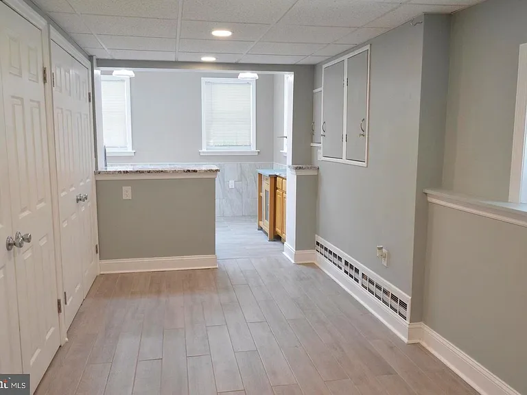 3131 Clive Ave — Photo 9