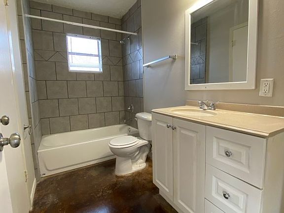 4th image of 2909 San Antonio St APT 10