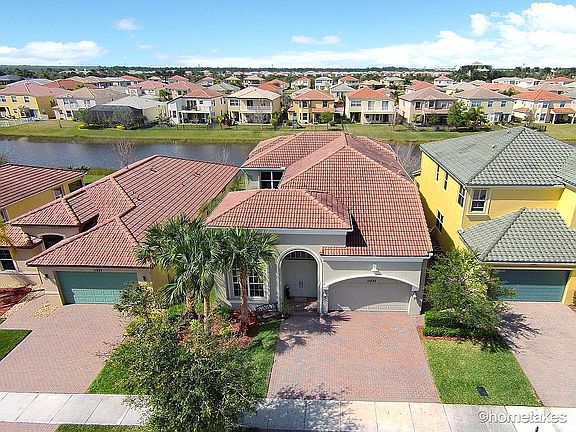 2nd image of 11233 SW Kingslake Cir