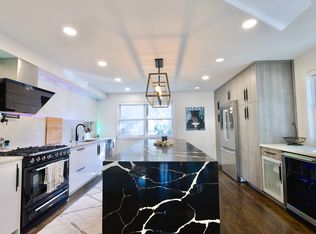 1751 W Julian St APT 1, Chicago, IL 60622