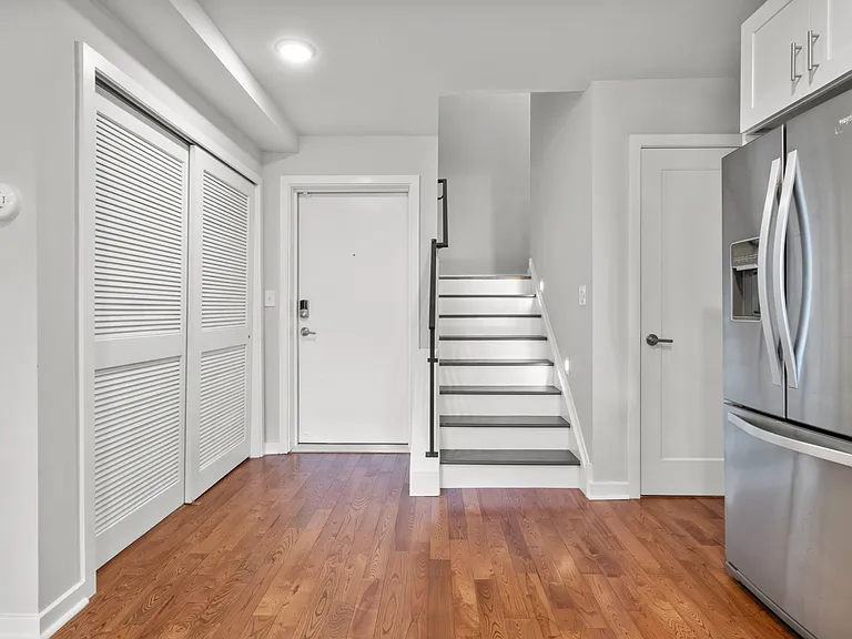 1329 N Randolph St #4 — Photo 11