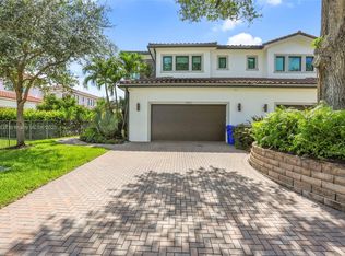 5952 Brookfield Cir W, Hollywood, FL 33312