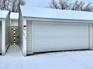 12114 Drake St NW, Coon Rapids, MN 55448