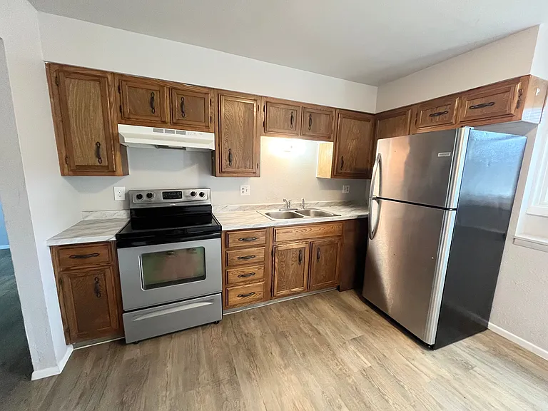 611 W Arnold St #2 — Photo 6