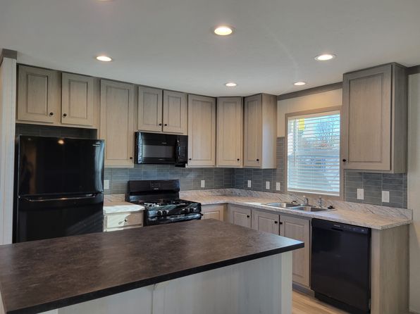 172 Devonshire Dr