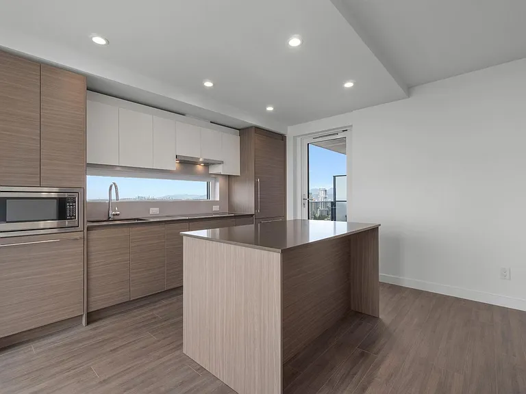 13615 Fraser Hwy #3803 — Photo 15