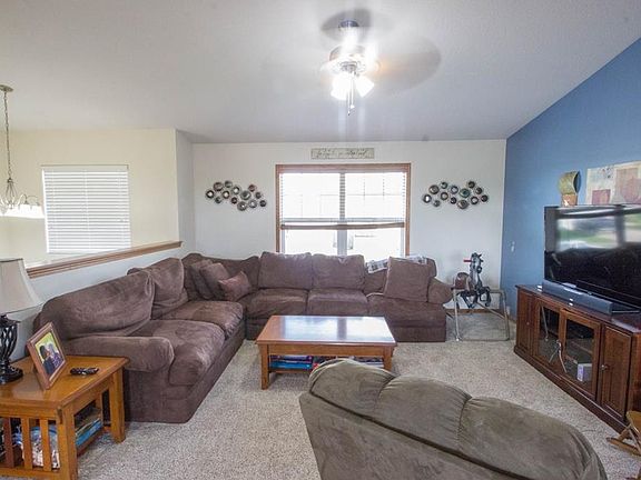 2nd image of 204 Tailfeather Dr NW