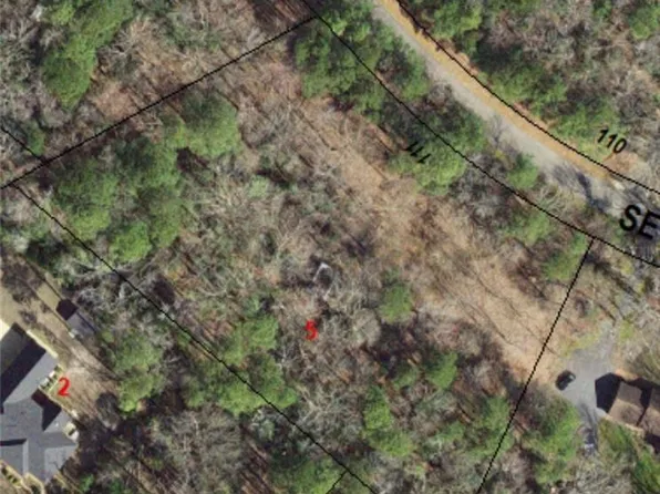 111 Seven Hollys Dr, Yorktown, VA 23692