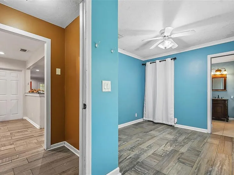 1627 Orange Ave — Photo 14