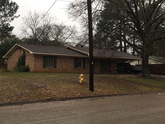 3rd image of 1102 Rolling Hills Dr