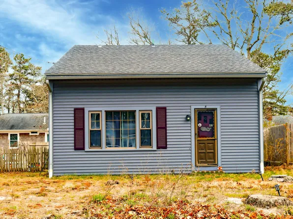 5 Evergreen Street, South Yarmouth, MA 02664