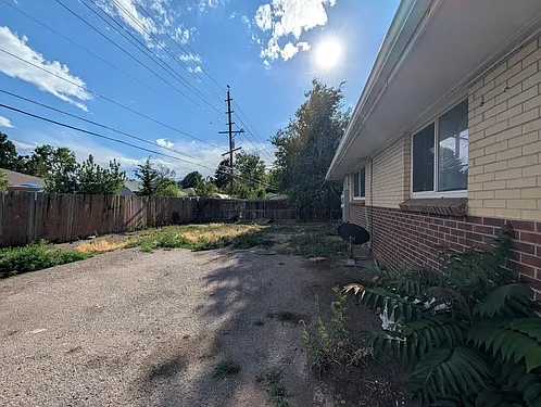 12800 E 13th Pl — Photo 18