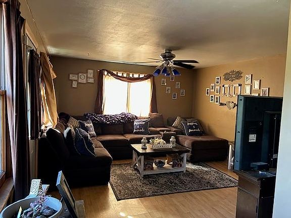 4th image of 2905 Sewell St
