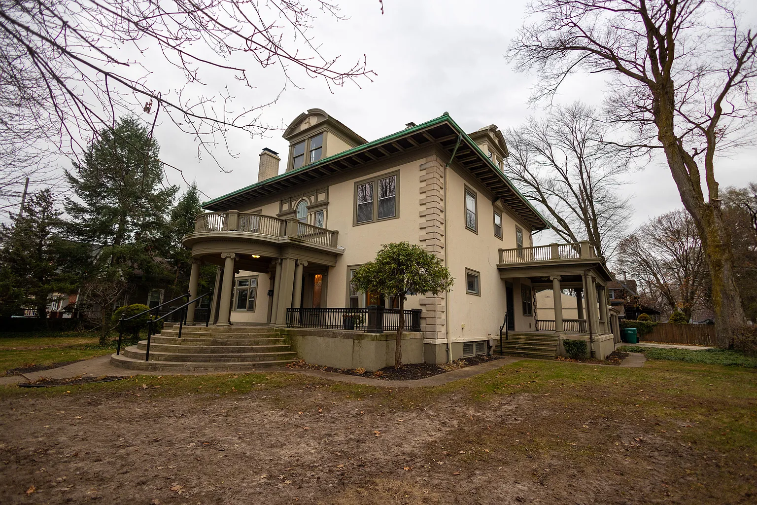 1202 Indiana Ave photo 1