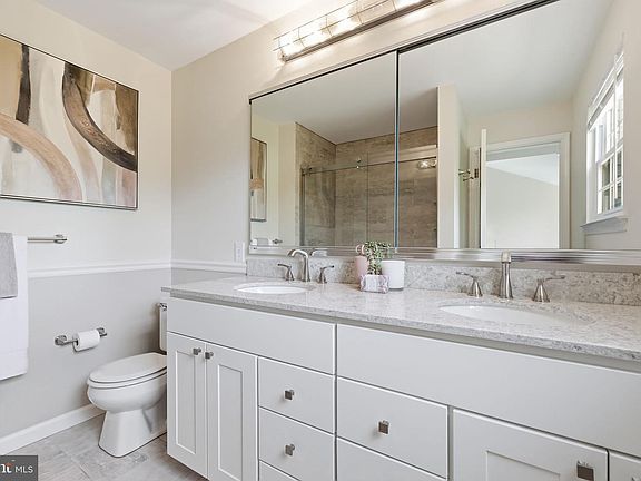 5th image of 50 Copperleaf Dr