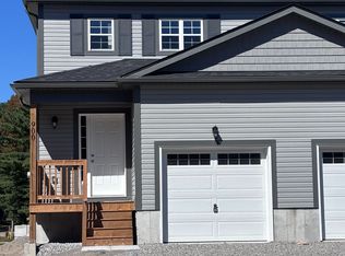 900 Wild Rose Dr, Gravenhurst, ON P1P 0B4