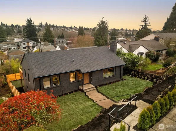 2518 36th Avenue W, Seattle, WA 98199