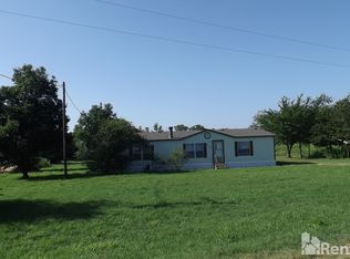 619 Red Cloud Dr, Burleson, TX 76028