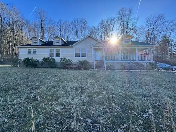 150 Asbury Ct, Crab Orchard, WV 25827