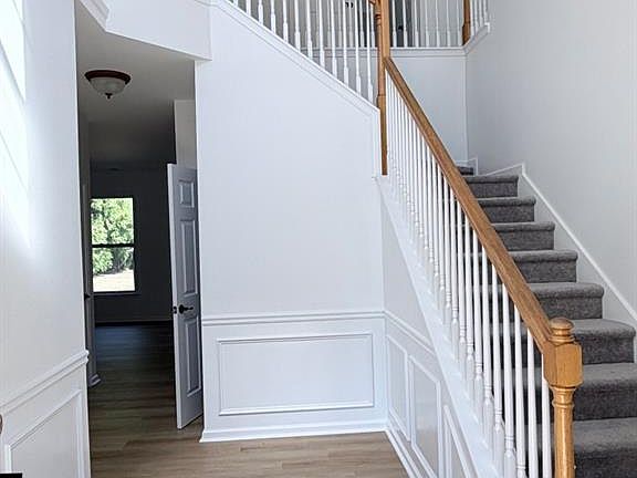 2nd image of 4336 Walforde Blvd