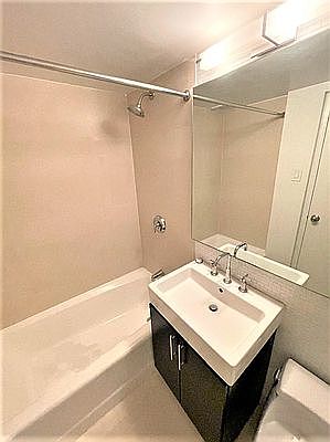 3rd image of 220 E 63rd St APT 1J