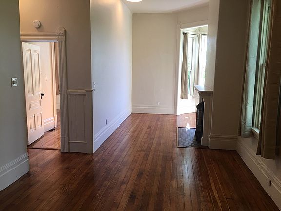 3rd image of 5938 Genoa St #5936