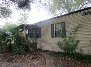 696 N Meeker Rd, Beaumont, TX 77713